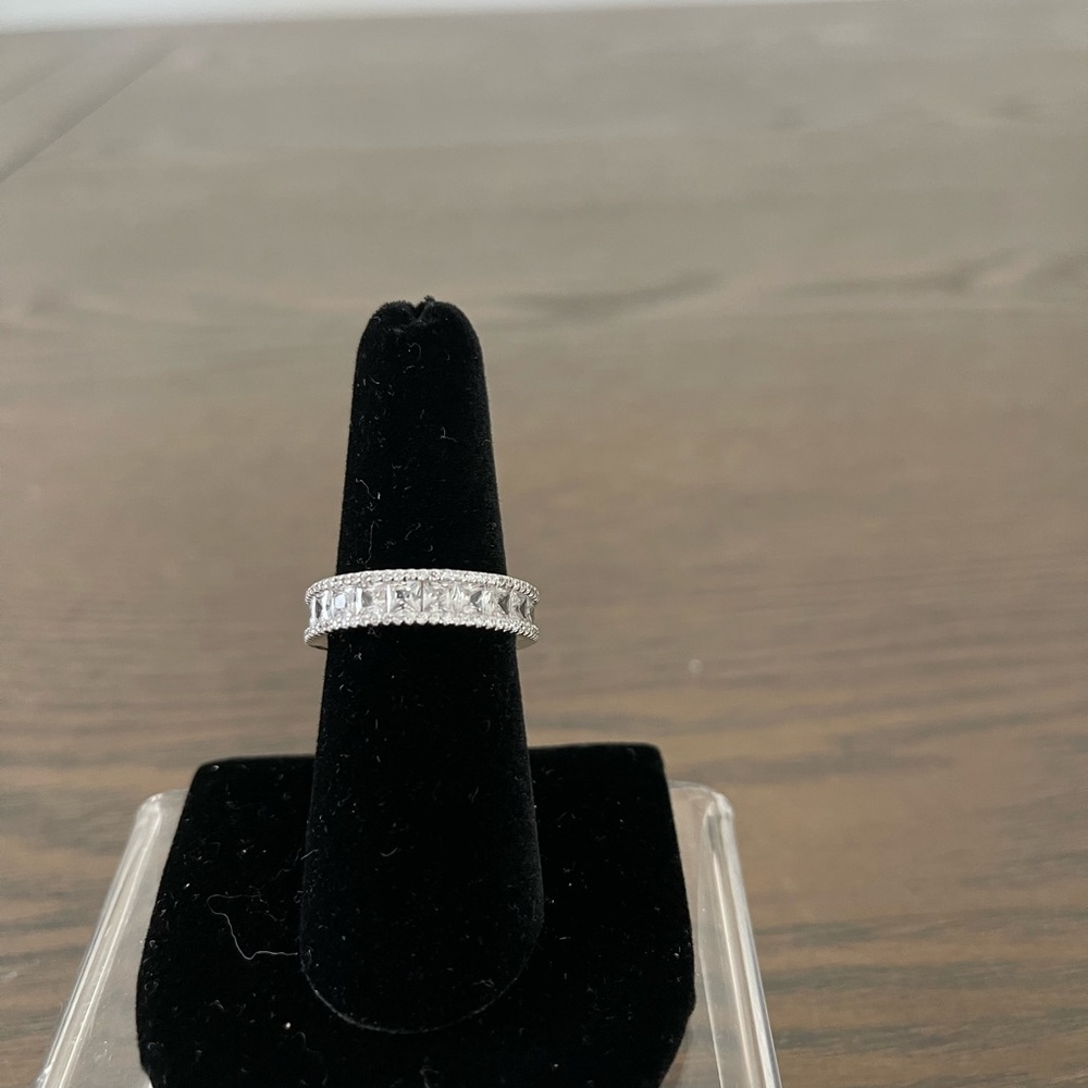 NEW Sterling Silver Ring with tag attached